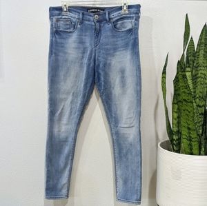 Express Mid Rise Jegging - 6P